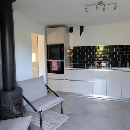 Tranquillity In A Modern Unit 펜션