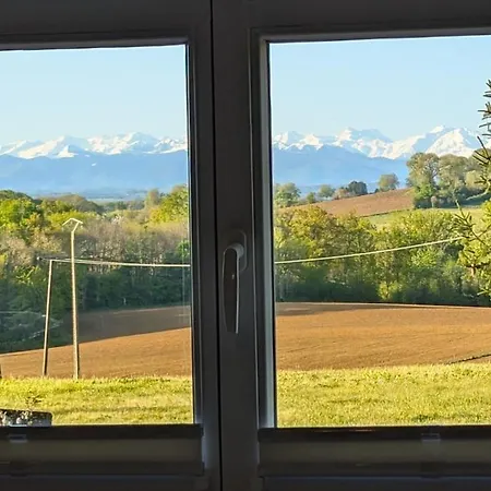 Tranquillity In A Modern Unit 펜션 *