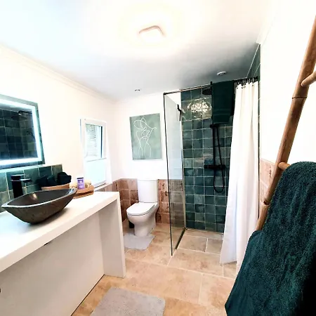 펜션 Tranquillity In A Modern Unit *