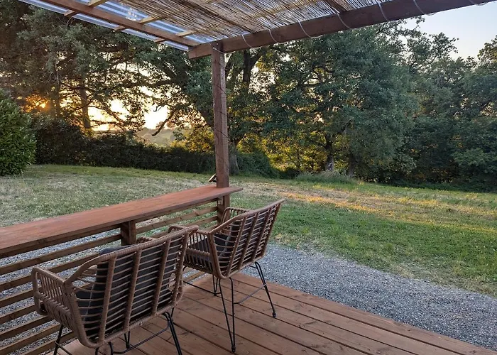 Tranquillity In A Modern Unit *