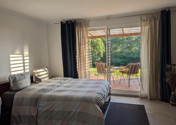 Hébergement de vacances Tranquillity In A Modern Unit *